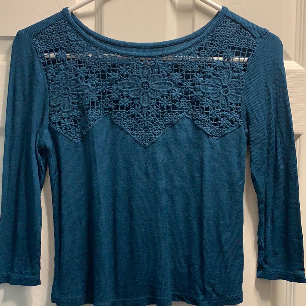 Teal crop top with lace